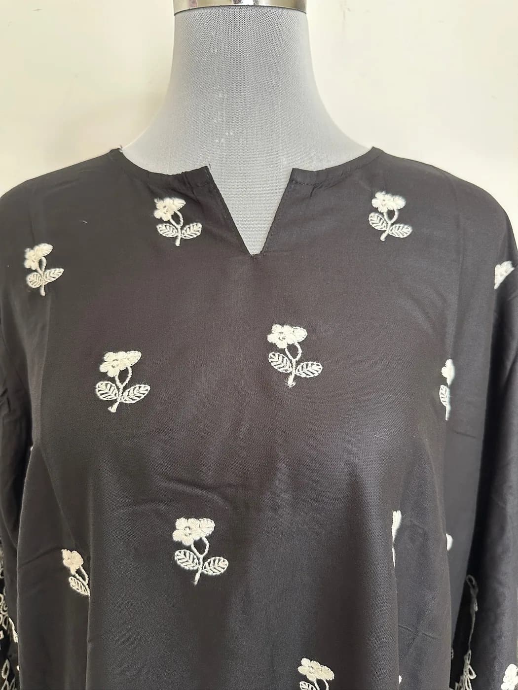 Noir Rose Embroidered Kurta — view 2 of 2